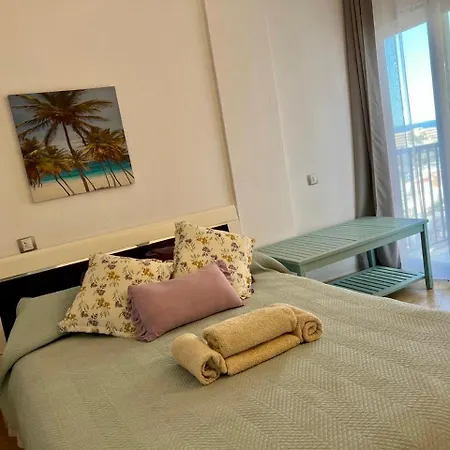 Luxury La Mata דירה